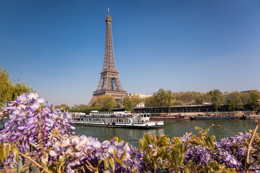 Top 5 Cool Things To Do in Paris that People dont know about